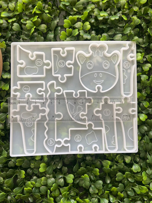 Giraffe Puzzle Mold