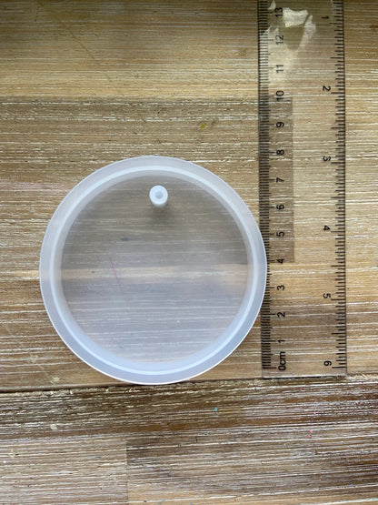 Circle Mold with Hole