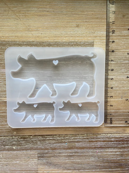 Pig Family Mold