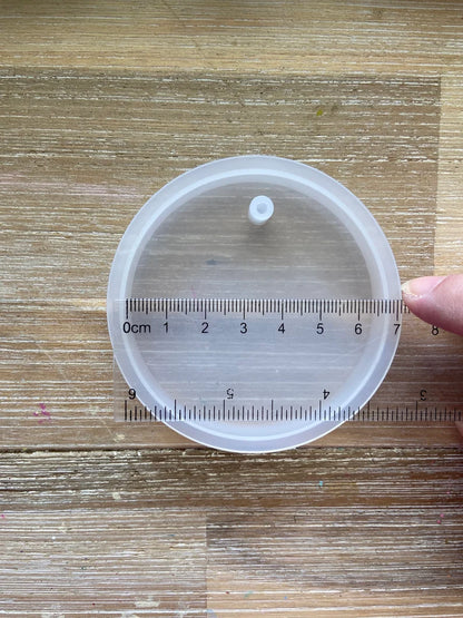 Circle Mold with Hole