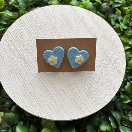 Heart Lily Stud Earrings